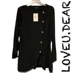 NWT LOVEU.DEAR split knit button tunic